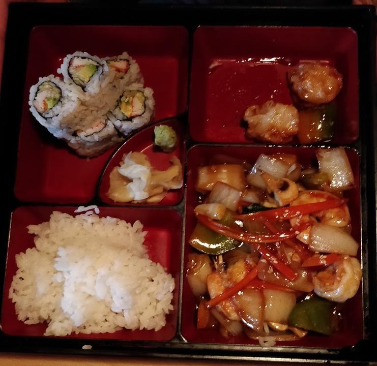 Naniwa Sushi & More
